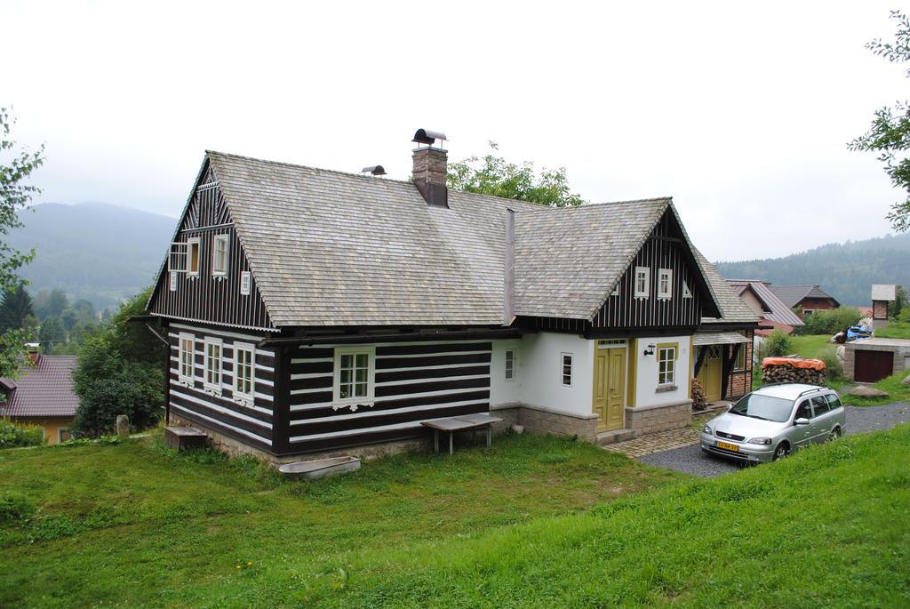 Chata Hugo - 3 Retreat Apartments Tanvald Kültér fotó