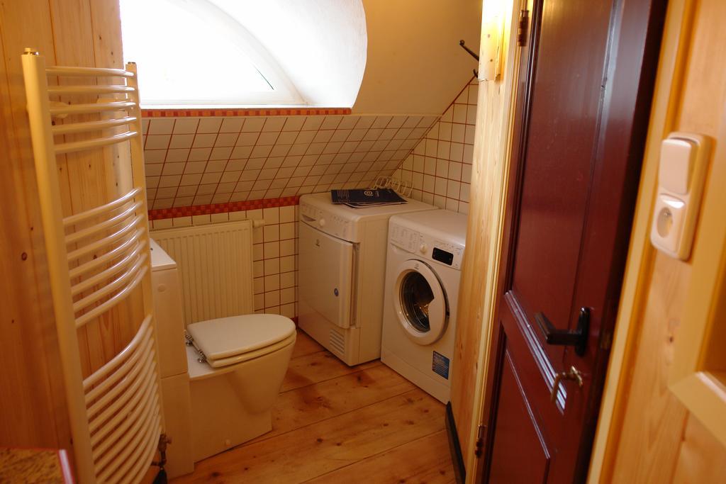 Chata Hugo - 3 Retreat Apartments Tanvald Kültér fotó